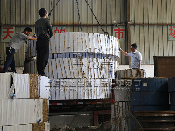 上海駱盈專業(yè)為合肥京東方項目供應防拉脫限位橡膠接頭