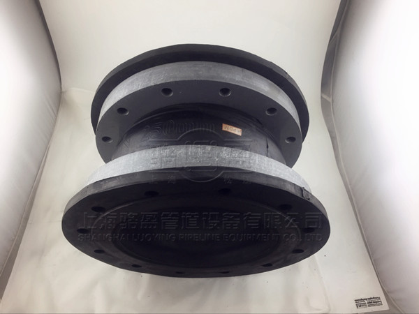 大翻邊橡膠接頭的優勢