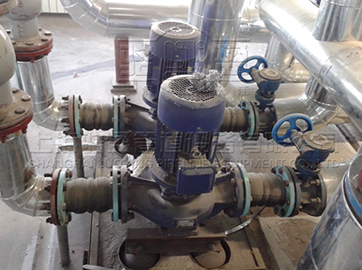 不銹鋼<a href=http://m.shuerqi.cn.cn target=_blank class=infotextkey>卡箍橡膠接頭</a>實物圖